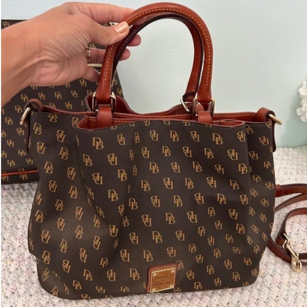 Dooney & Bourke Gretta satchel bag - Picture 2 of 9